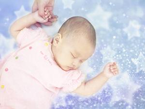 コンシェルジュと一緒に結婚指輪を選ぶ